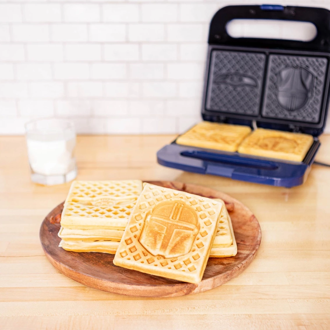 Wholesale ⌛ Mandalorian Double-Square Waffle Maker ✔️ 7 Wholesale ⌛ Mandalorian Double-Square Waffle Maker ✔️ - Image 7