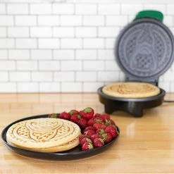 Promo π Marvel Loki Waffle Maker π 19 Promo π Marvel Loki Waffle Maker π -Brentwood Shop unnamed file 380