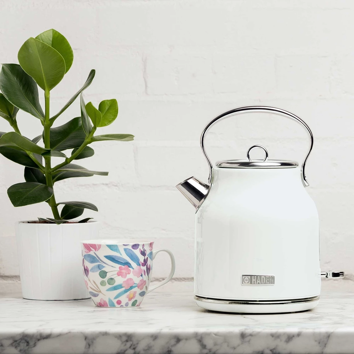 Buy π Haden Heritage 1.7L Stainless Steel Electric Kettle π 7 Buy π Haden Heritage 1.7L Stainless Steel Electric Kettle π - Image 7